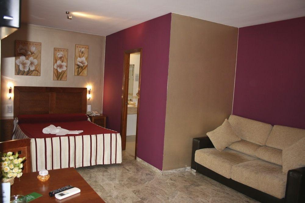 Apartamentos La Fuente Cordoba Luaran gambar